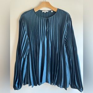 Teal float pleated top